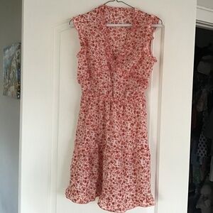 Beachsissi Sundress flowers multi color sleeveless Size S wears fitted NWT